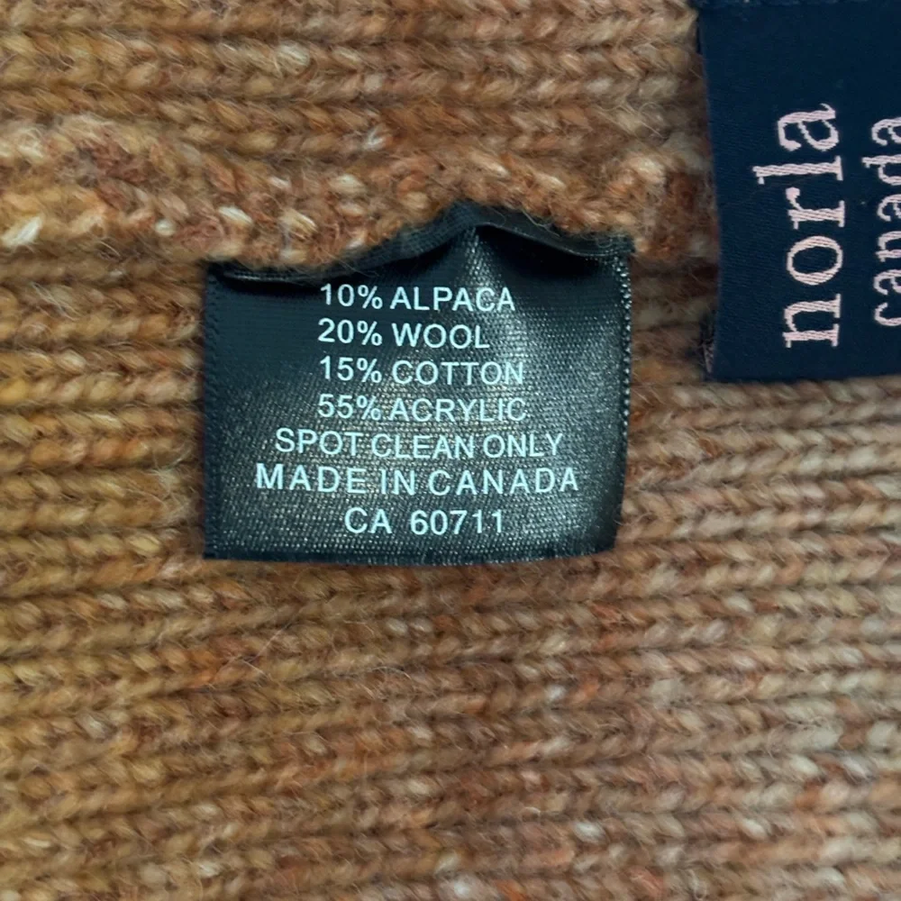 Norla Anthropologie Wool Alpaca Beanie. Women’s OS Ombré. SO SOFT! EUC